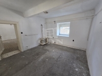 Vaskút Üzlethelyiség