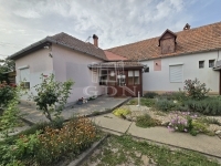 Tataháza Családi ház