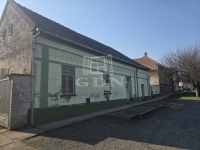 Kunbaja Üzlethelyiség