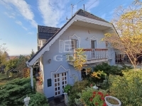 Erdőkertes Családi ház