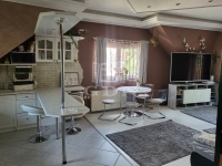 For sale family house Budapest XV. district, 334m2