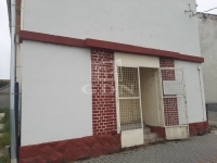 Enying Üzlethelyiség