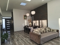 Balatonfűzfő Családi ház