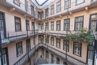 Vânzare locuinta (caramida) Budapest VII. Cartier, 87m2