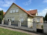 For sale family house Abony, 210m2