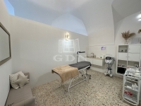 Vác Üzlethelyiség