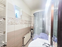 Baktüttös Családi ház