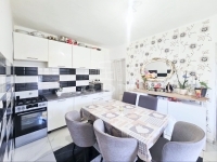 Baktüttös Családi ház